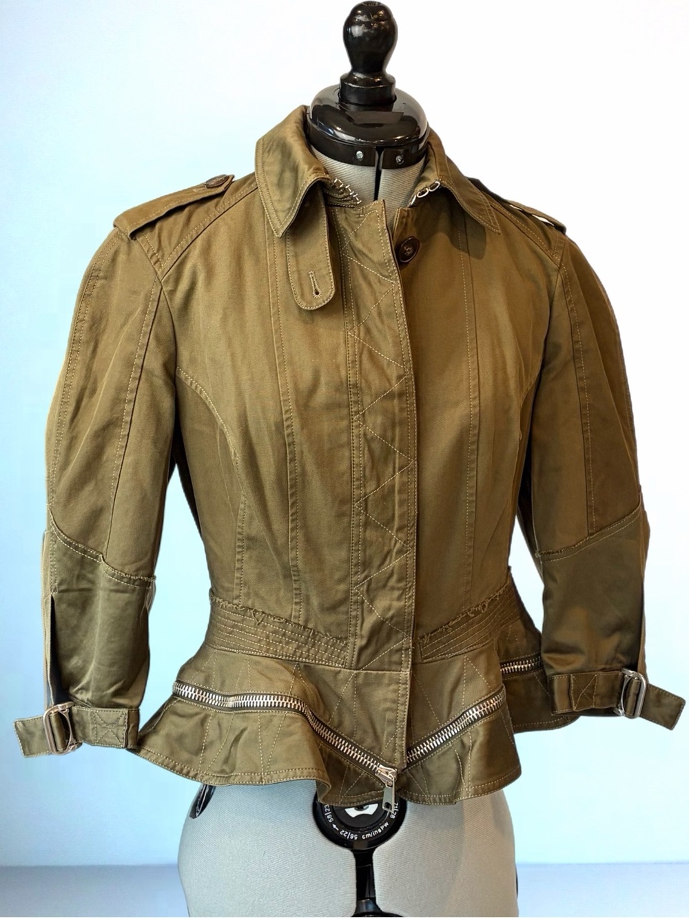 Alexander McQueen ‘16 Sarah Burton Zip-off Peplum Cargo Jacket, khaki,40(4),EUC